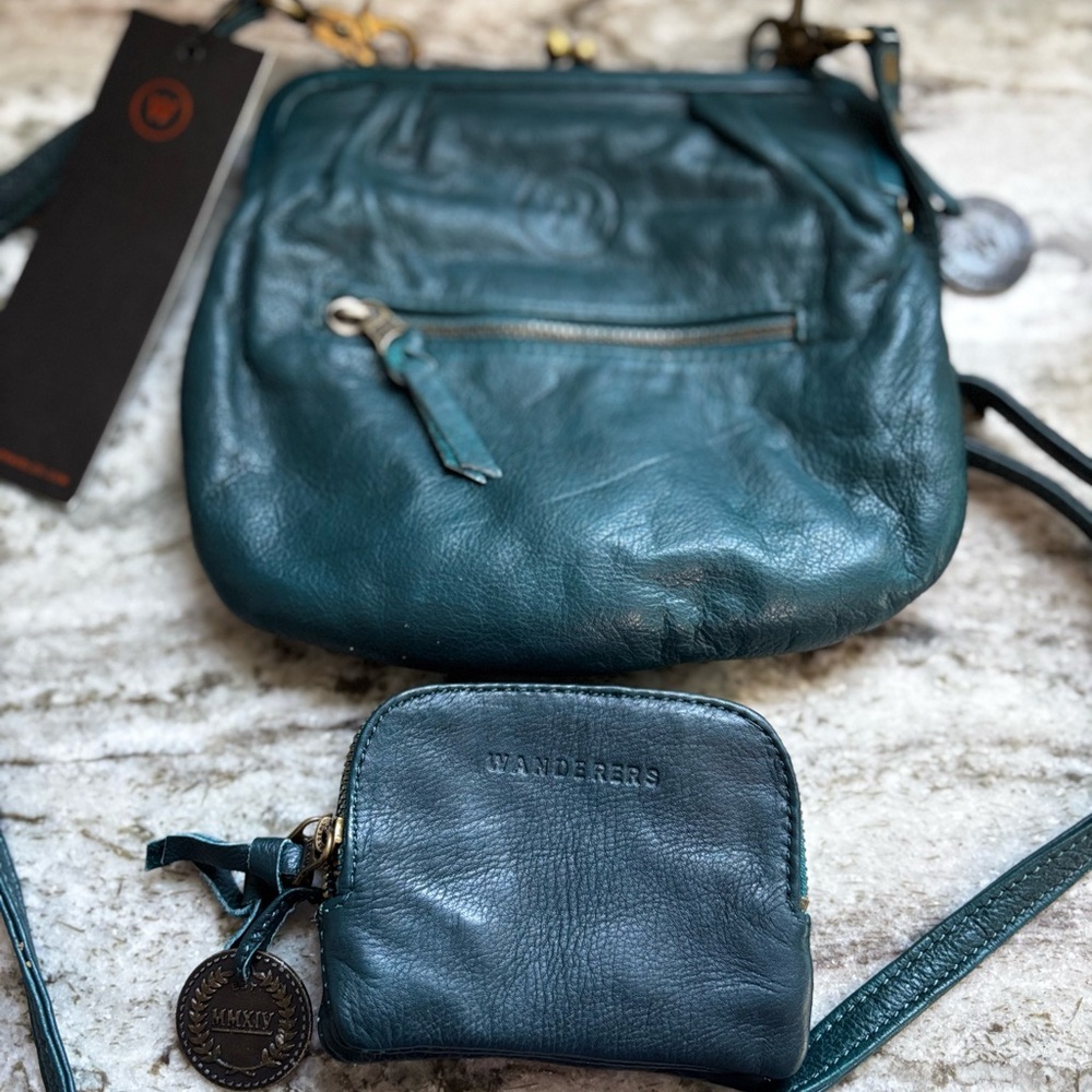 Wanderers Travel The Versailles Evening Crossbody with Coin Pouch NWT - Picture 2 of 10